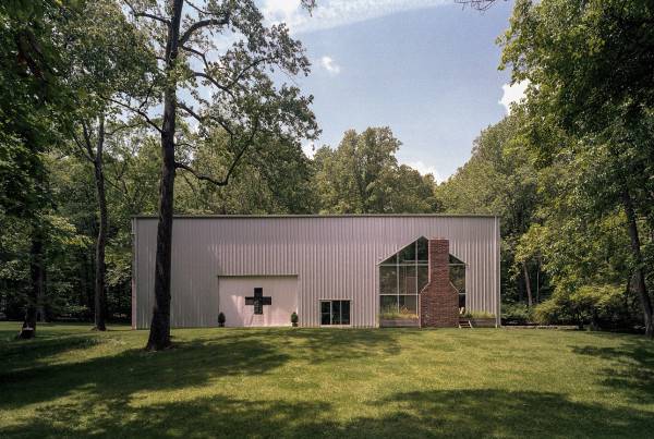 Bunny Lane recycled shipping containers House by Adam Kalkin Exterior face