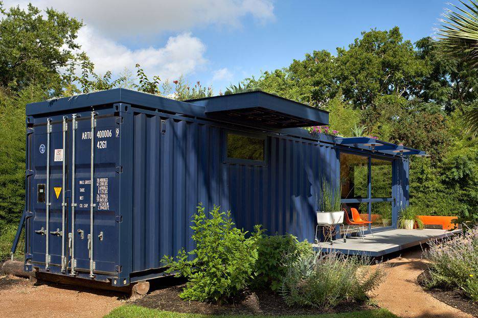 Container Guest House - Back