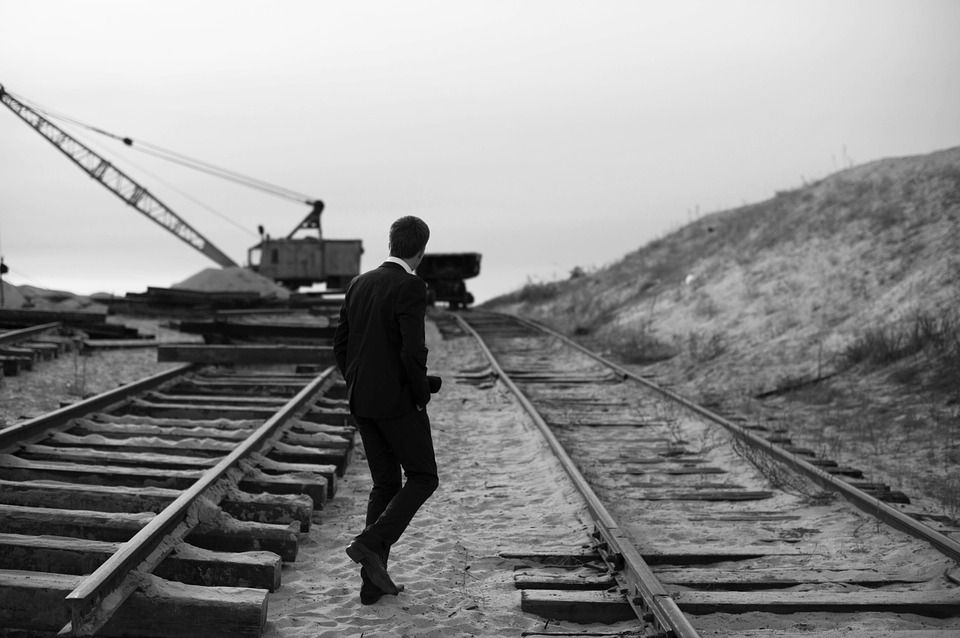 Guy, L'Homme, Costume, Chemin De Fer, Des Voies Ferrées