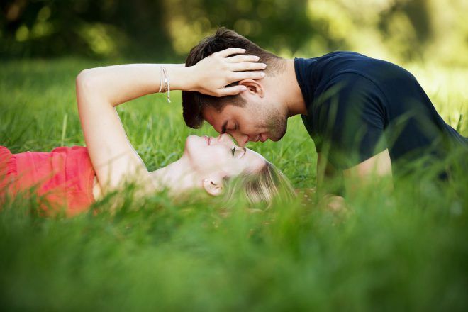 6 choses qu'un homme fait lorsqu'il est vraiment amoureux de sa