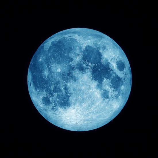 lune bleue pleine d'émotions