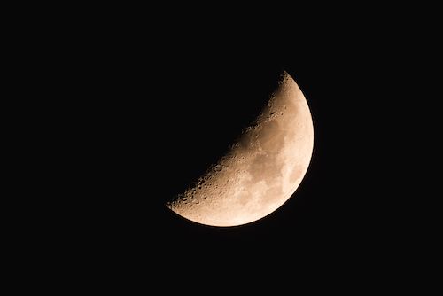 Éclipse lunaire de la pleine lune le 16 juillet