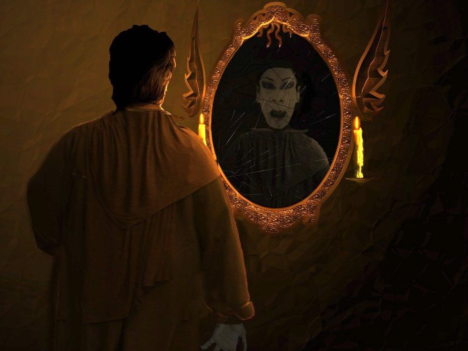Esotérisme : les miroirs ne sont pas simplement nos reflets, ils sont ...