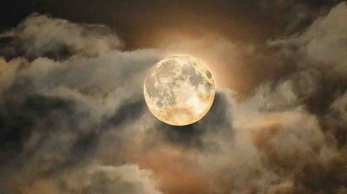 La super pleine lune de l'esturgeon d'août 2024 sera très révélatrice